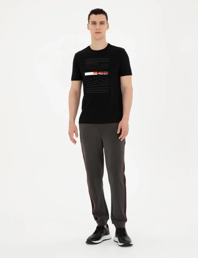 BLACK T-SHIRT - Image 4