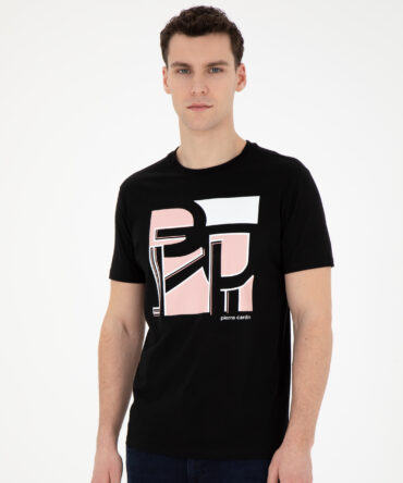 BLACK T-SHIRT