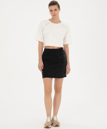WOMAN BLACK KNITTING SKIRT