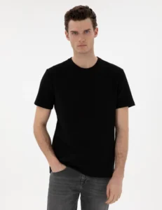BLACK T-SHIRT - Black