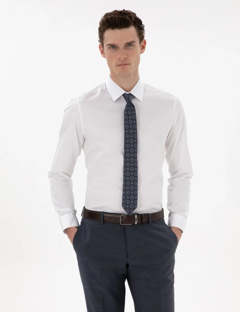 WHITE LONGSLEEVE CLASSIC SHIRT