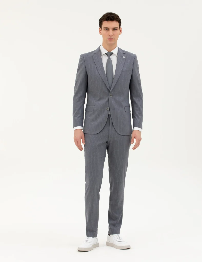 GRAY SUIT