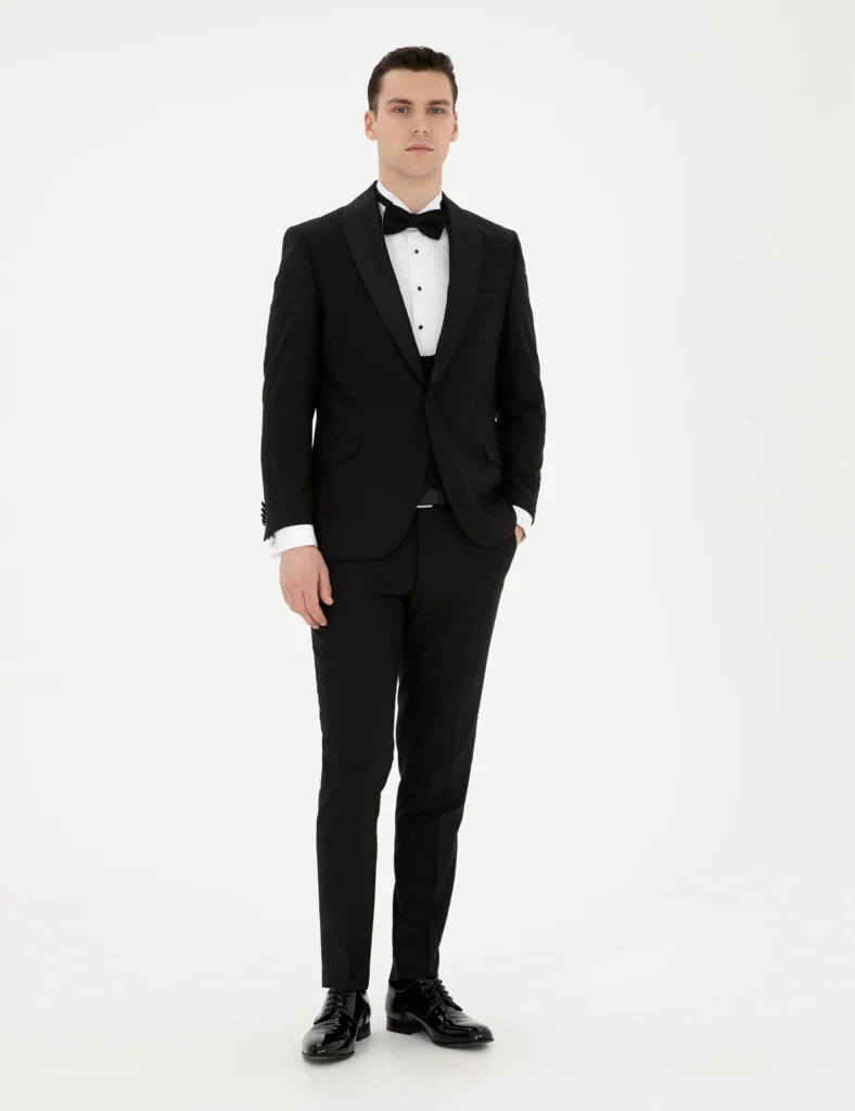 BLACK GROOM TUXEDO