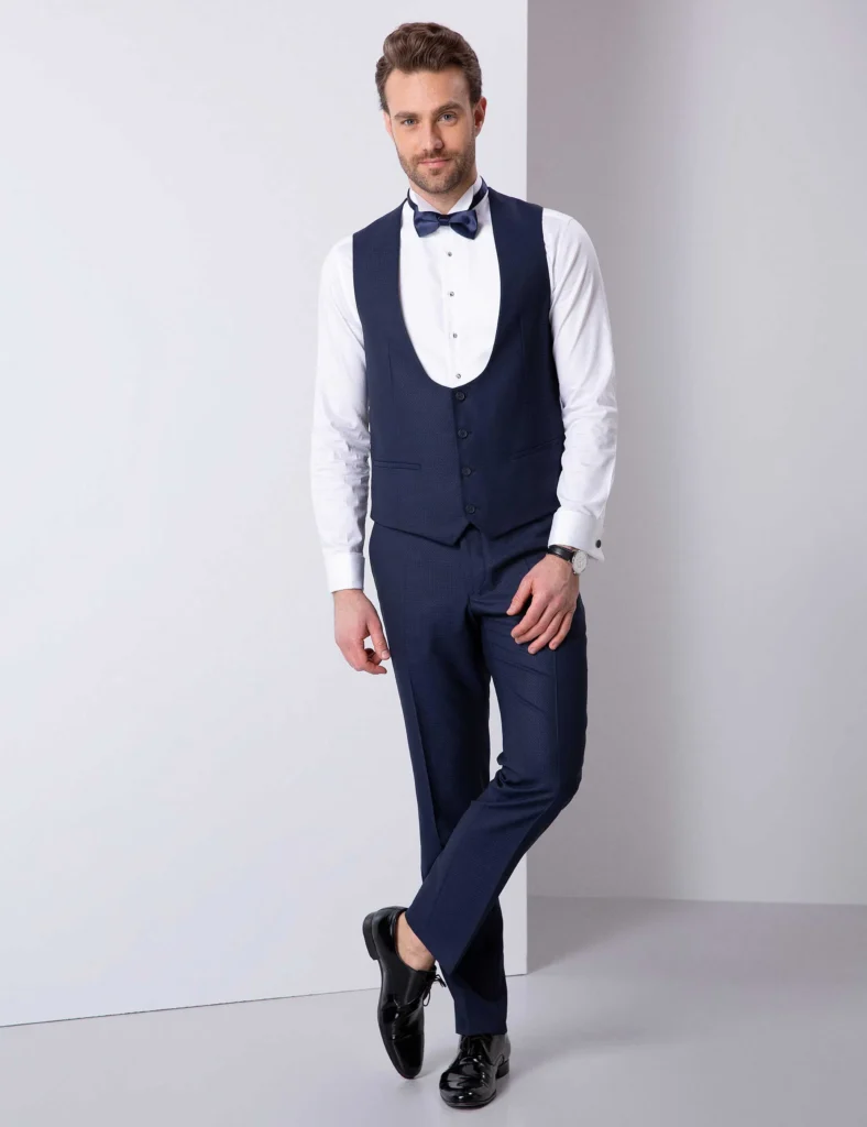 NAVY GROOM TUXEDO thumbnail 2