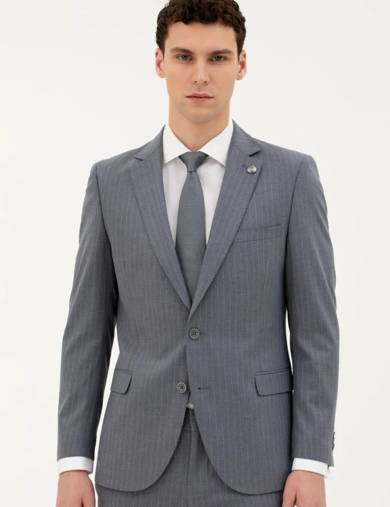 GRAY SUIT thumbnail 3
