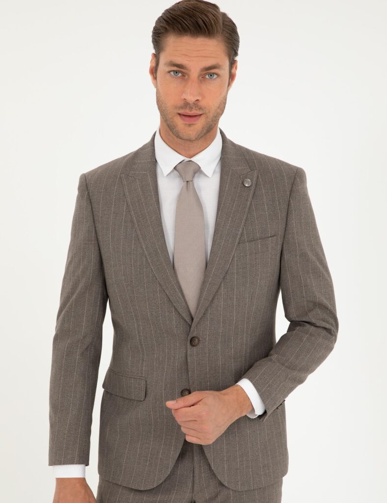 LIGHT BROWN SUIT thumbnail 2