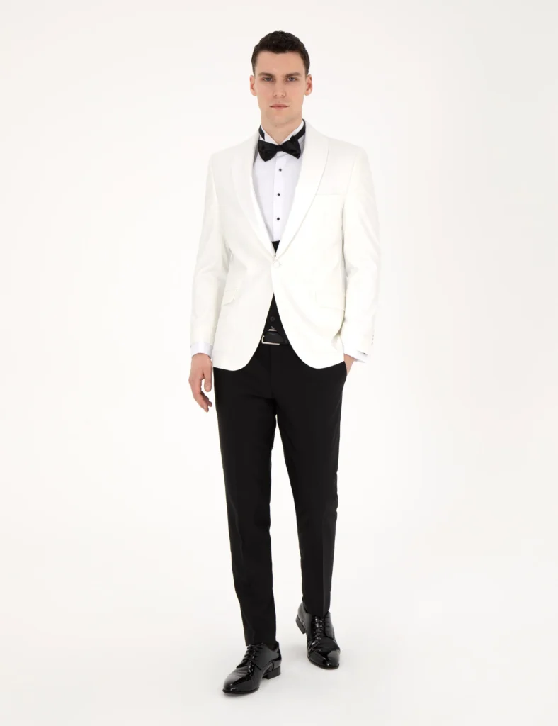 WHITE GROOM TUXEDO thumbnail 4