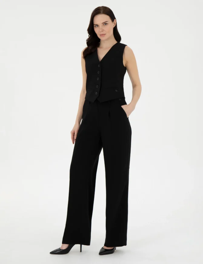 WOMAN BLACK VEST - Image 2