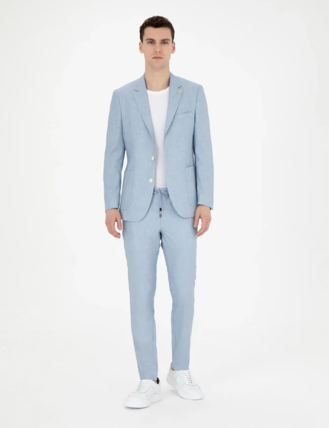 LIGHT BLUE SUIT
