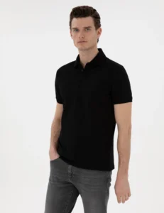 BLACK T-SHIRT - Black