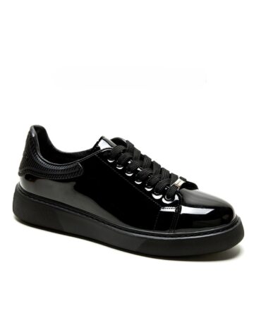 BLACK SHOES