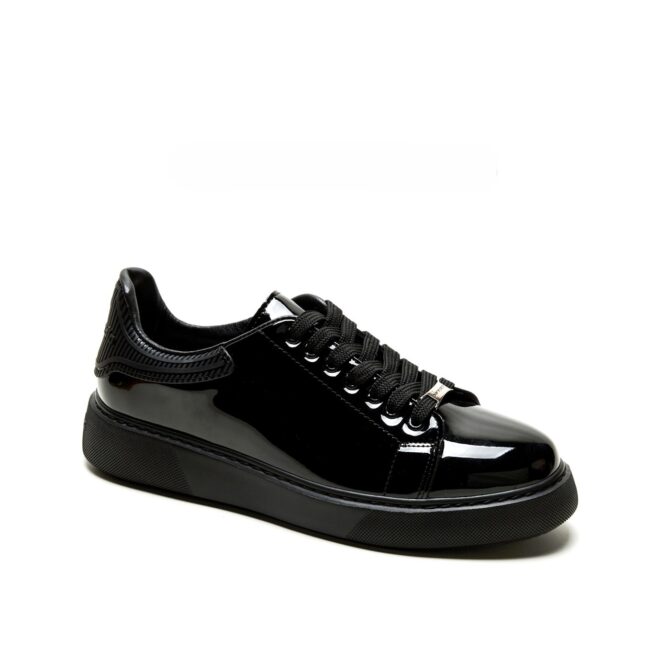 BLACK SHOES